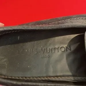 LOUIS VUITTON MENS’ TASSLE BLACK PEBBLED SUEDE DRIVING SHOE (8) Louis Vuitton | Shoes | Louis Vuitton Mens Tassle Black  main image 4